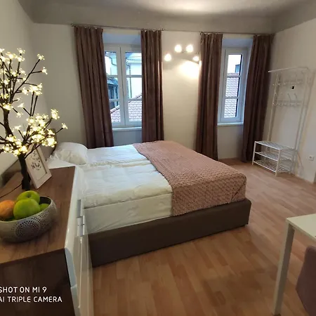 Gæstehus Cross Street 4 3*