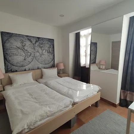 Cross Street 4 3* 卢布尔雅那