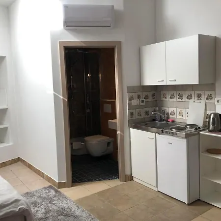 Cross Street 4 招待所 卢布尔雅那