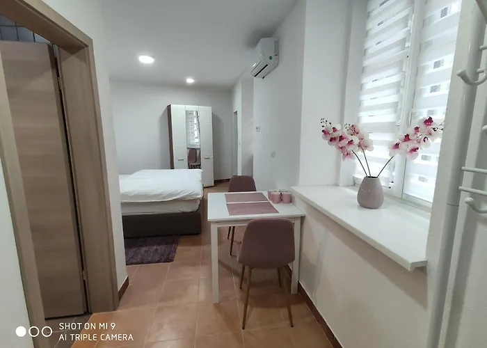 Vendégház Cross Street 4 3*