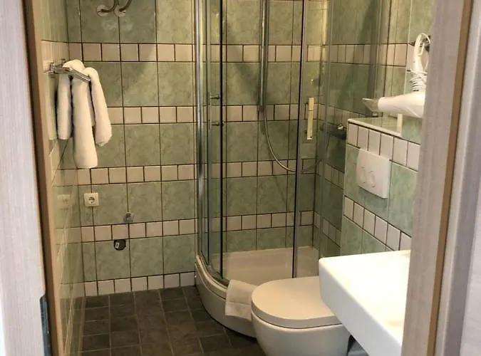 Cross Street 4 Λιουμπλιάνα