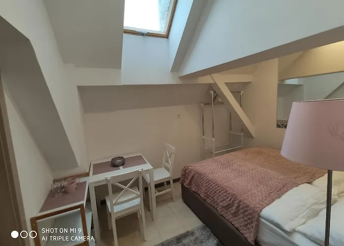 Cross Street 4 Ljubljana